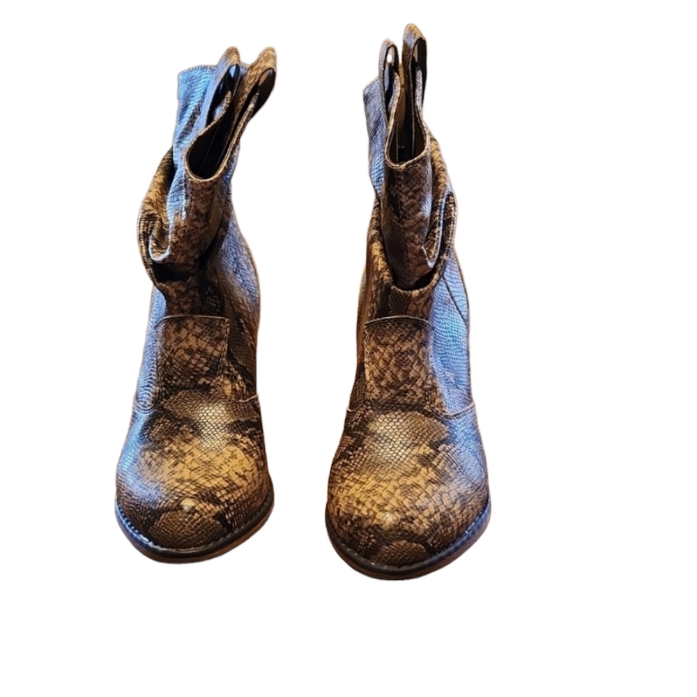 Charles Albert Faux snakeskin print Ankle Boots Size 8